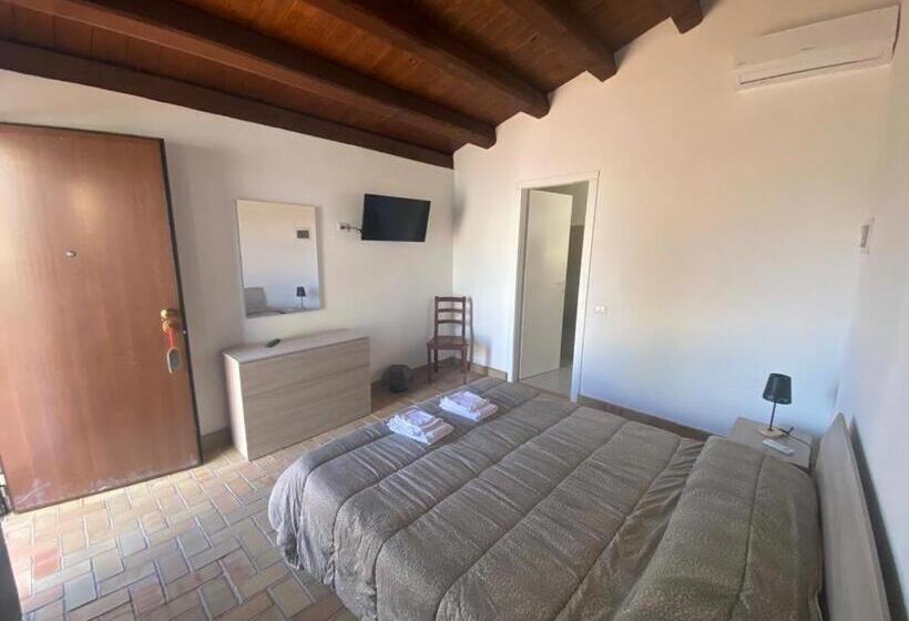 Полулюкс Вид на Бассейн, Il Borgo Ariccia Resort