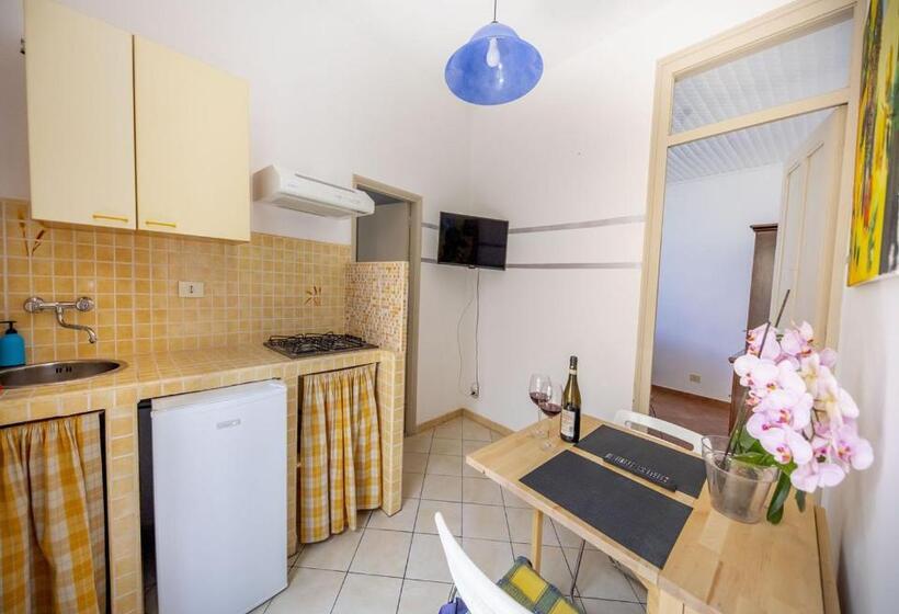 Апартаменты 1 Спальня, Blue Coral Apartment