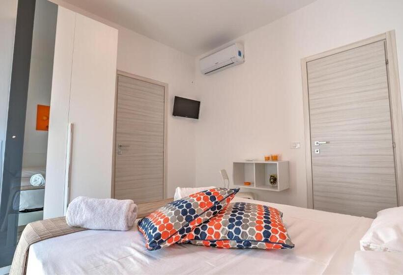 バルコニー付きスタンダードルーム, Villa Vani Guest House