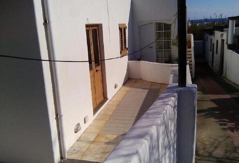Quarto Triplo Deluxe, Case La Pergola