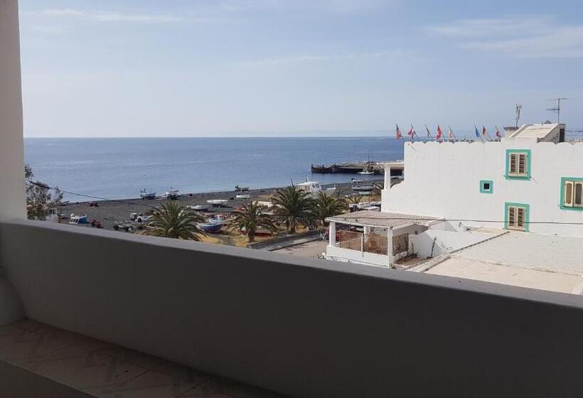 Quarto Quádruplo Clássico, Case La Pergola