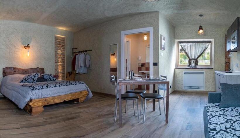 Студия Стандарт, Villa Laura