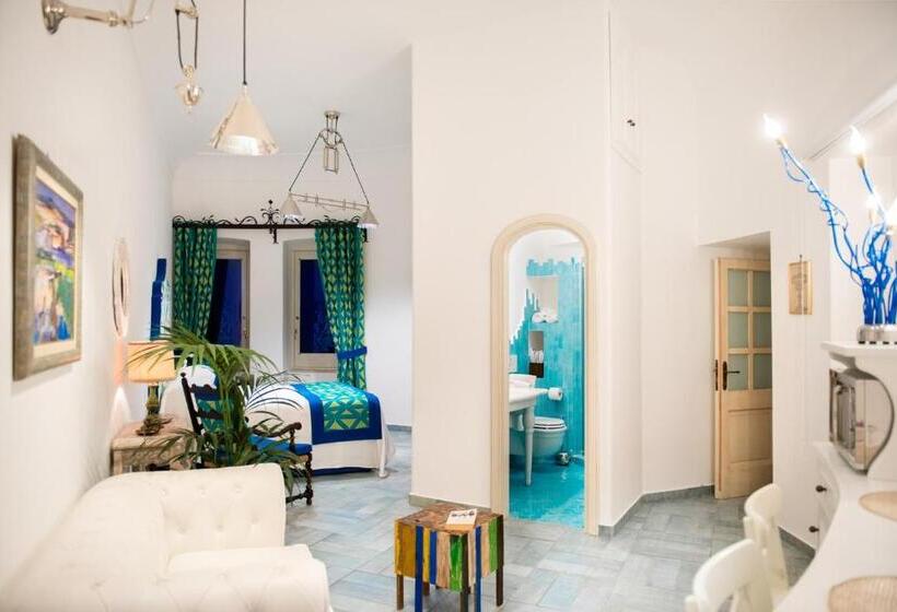سوییت جونیور, Villa Torre Trasita Luxury Suites