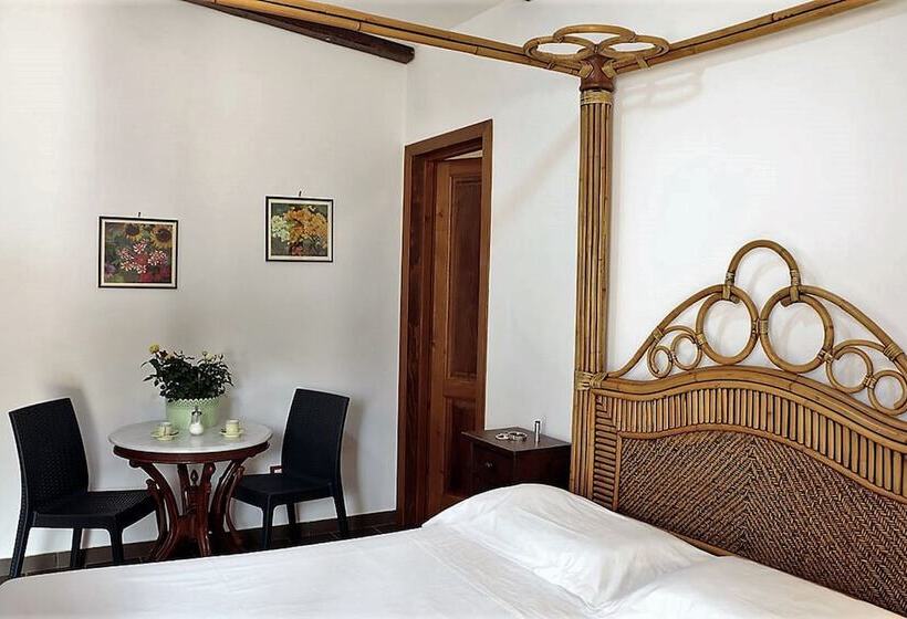 Апартаменты 1 Спальня, Casina Dei Preti