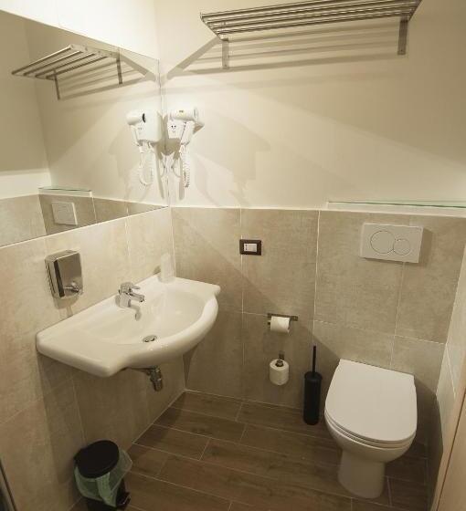 استودیوی استاندارد, Guesthouse Buonarroti Florence