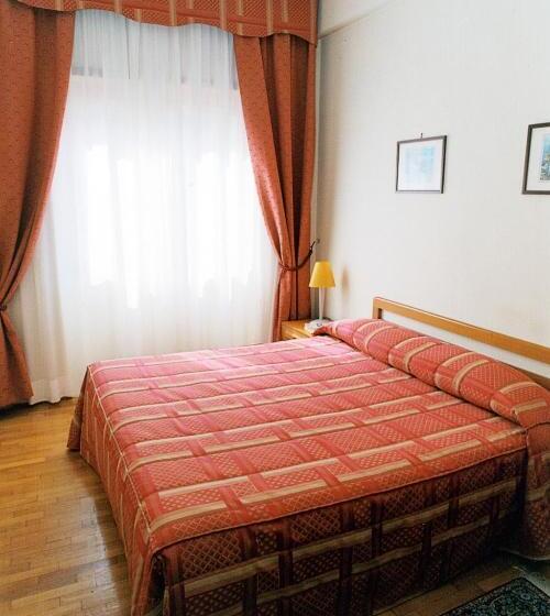 آپارتمان 2 خوابه با تراس, Eur Nir Residence