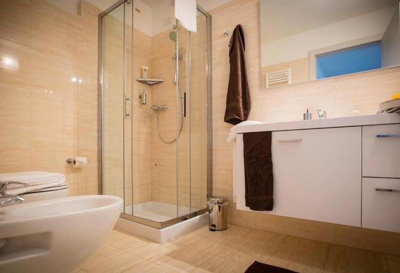 آپارتمان 2 خوابه با چشم‌انداز دریا, Residence Al Bosco