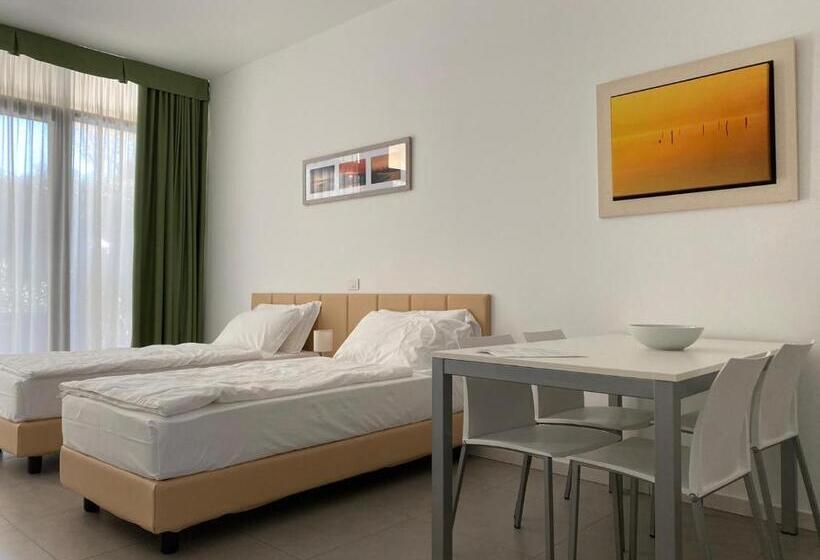 استودیوی استاندارد, Residence Al Bosco