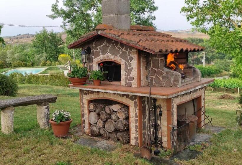 スタンダードスタジオ, Agriturismo La Poderina