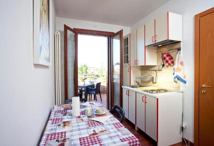 1 Bedroom Penthouse Apartment, Locazioni Turistiche By Max