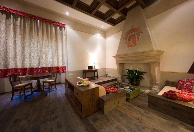 سوییت, Palazzo Castiglioni Luxury Suite And Rooms