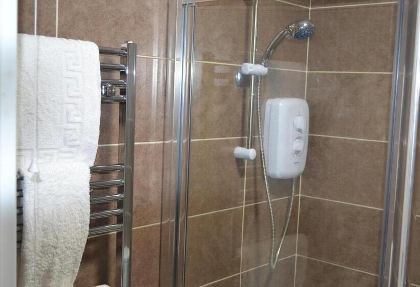 Номер Стандарт, Oak Tree Inn