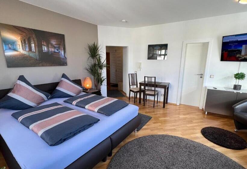 Номер Стандарт, Pension Leipzig Süd