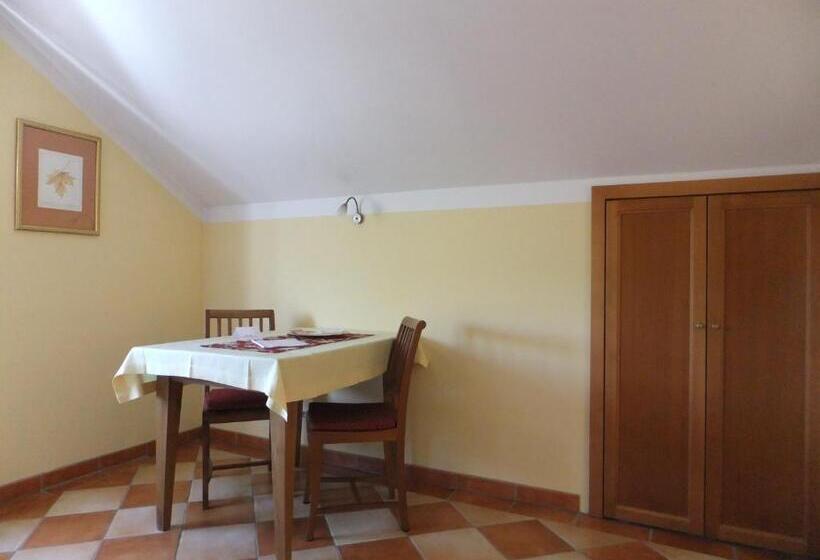 Люкс, Aparthotel Christine