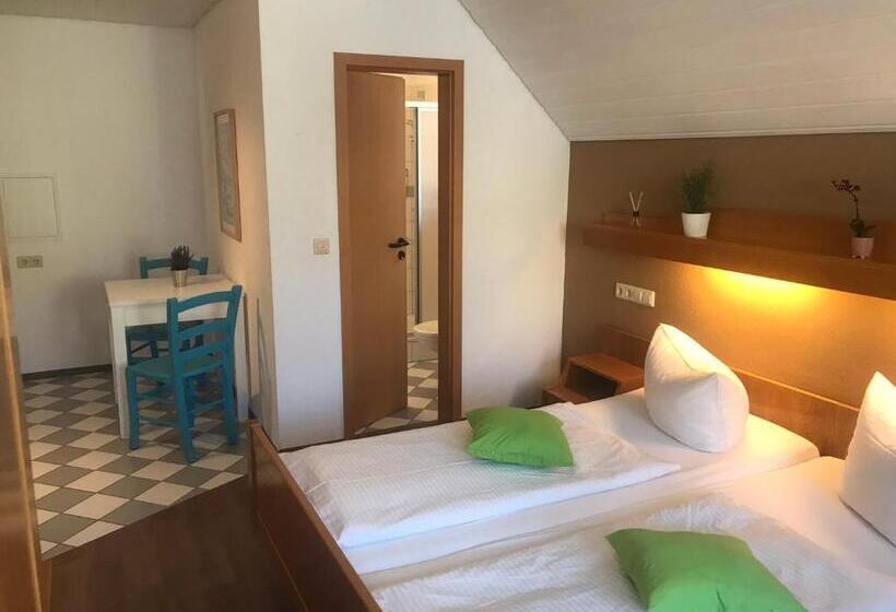 带1个卧室的带阳台的公寓, Self Check In Ferienwohnungen & Apartments Am Bergsee