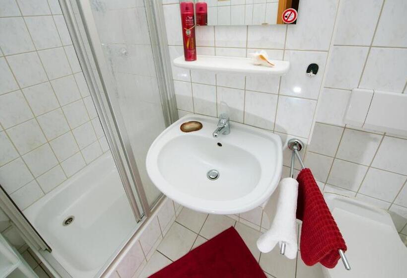 Quarto standart individual, Pension Cafe Suzette