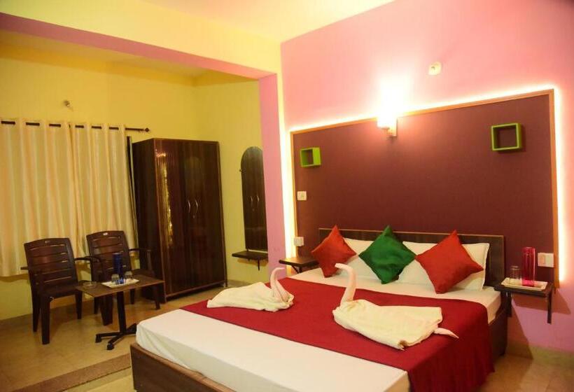 Quarto Estandar com Sacada, Bliss Holiday In