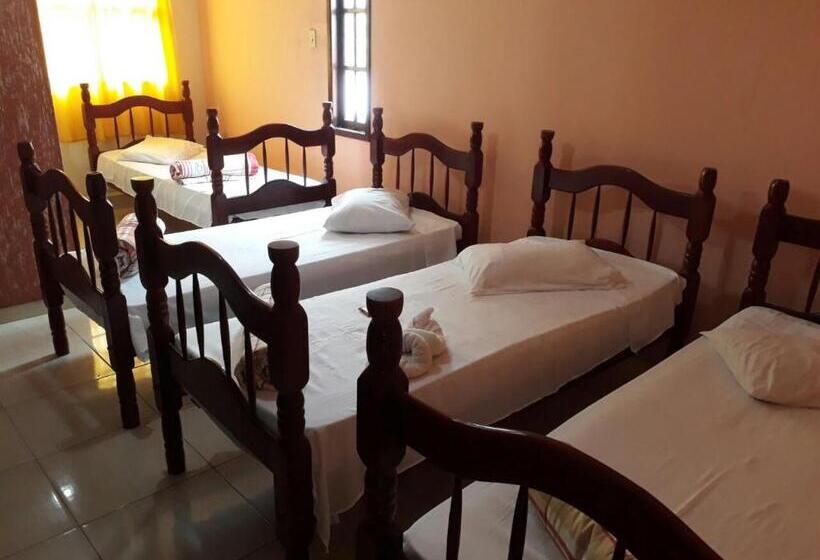 经济四人房间, Pousada Casa D` Guio