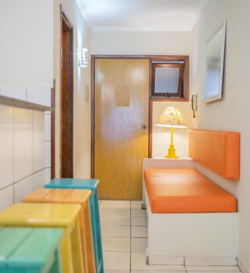 Apartamento 1 Dormitório Vista Piscina, Paramar