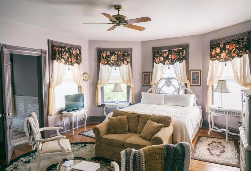 Трехместный Номер Superior, Hummingbird Inn