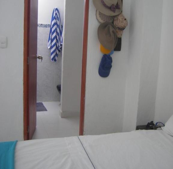 デラックスルーム, Hostal Palohe Taganga