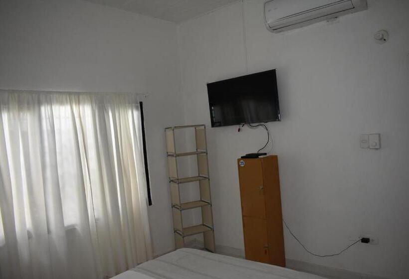 デラックスルーム, Hostal Palohe Taganga
