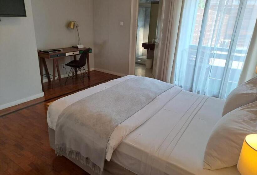스위트, Joli Guesthouse