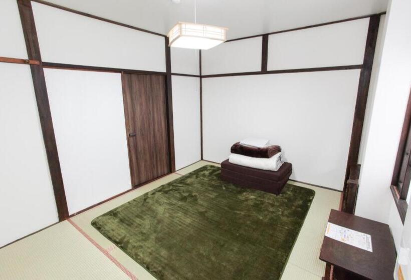 اتاق استاندارد, Sansan Yuzawa Backpackers