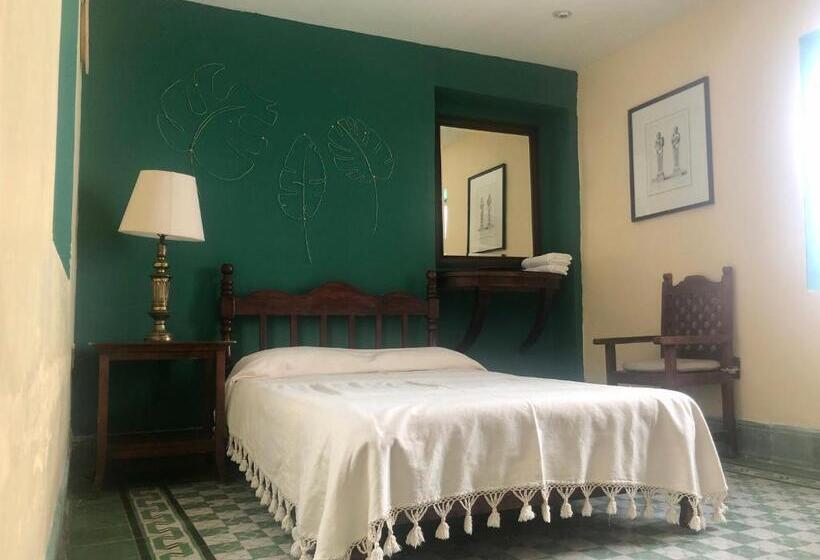 اتاق استاندارد سه نفره, Casa Tecolote