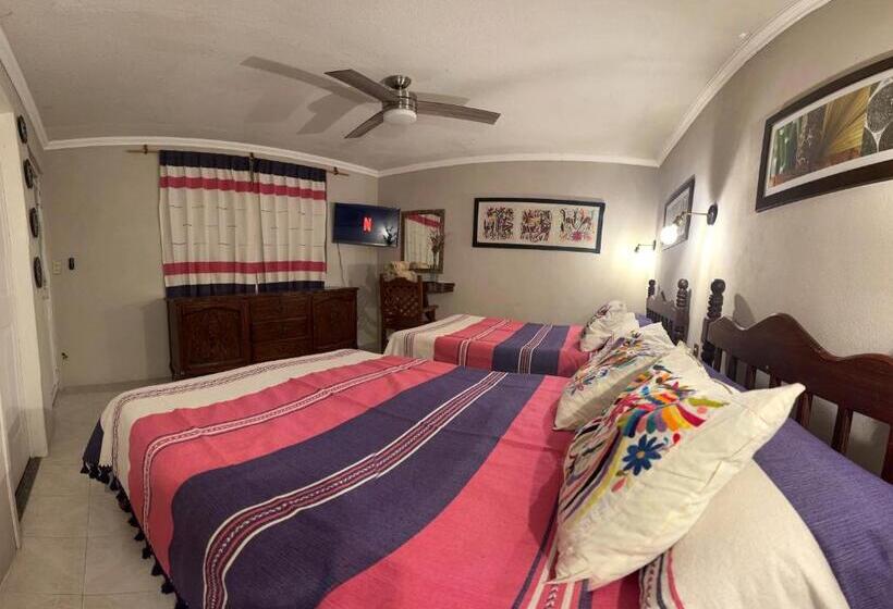 اتاق استاندارد چهار تخته, Casa Tecolote