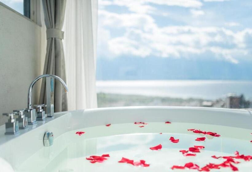 Люкс Повышенной Комфортности, Butterfy Seaview Resort Villa