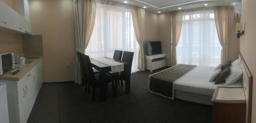 Апартаменты 1 Спальня Вид на Море, Guest House Sg Brothers