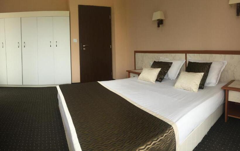 Апартаменты 1 Спальня Вид на Море, Guest House Sg Brothers