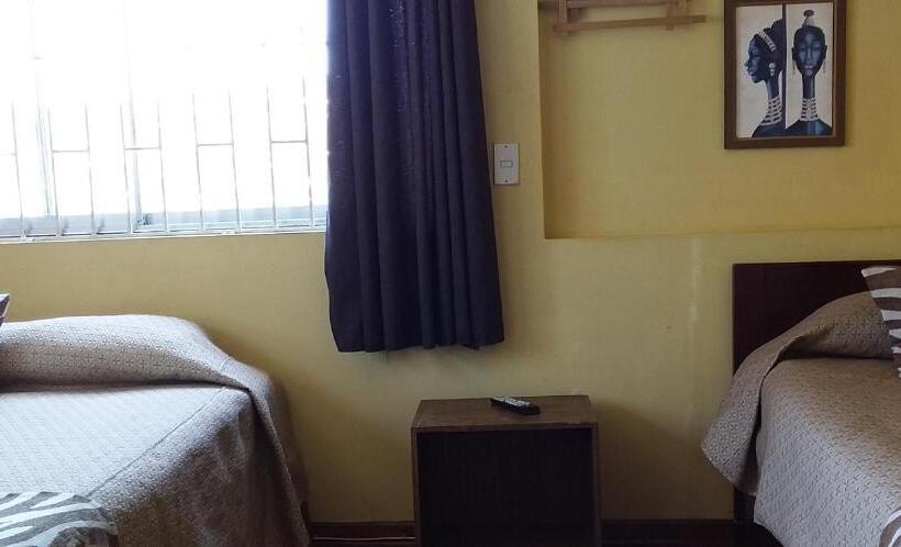 اتاق خانوادگی با سرویس بهداشتی مشترک, Hostal Tunquelen