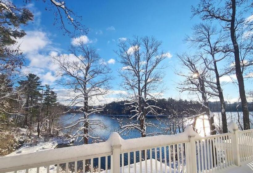 标准间带湖景, Lakehouse Inn