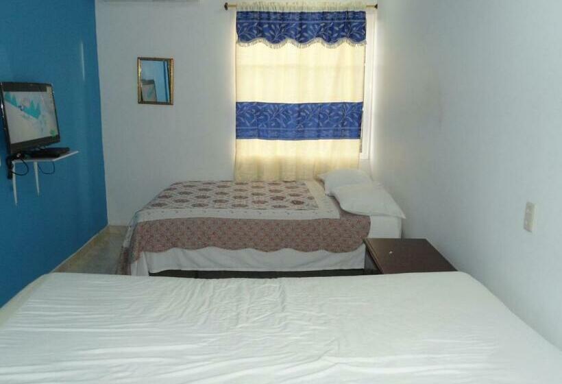 Номер Стандарт Трехместный, Roxi S Place