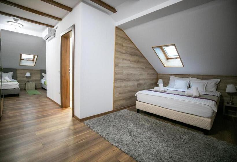 ペントハウスルーム, Crema Residence