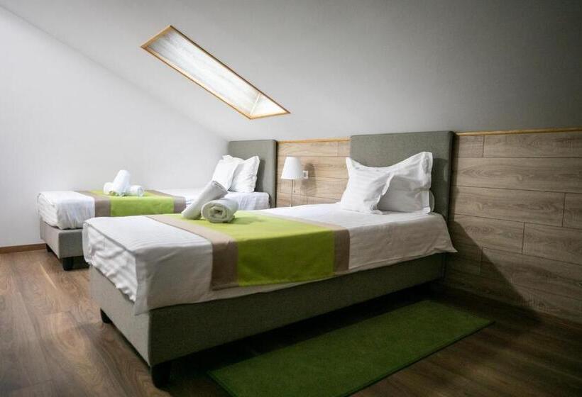 펜트하우스 룸, Crema Residence