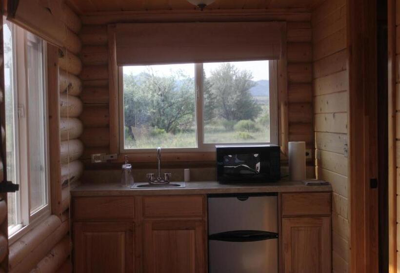 Standard studio with river view, Sevier River Ranch & Cattle Company