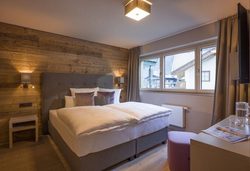 Апартаменты 1 Спальня, Postresidenz