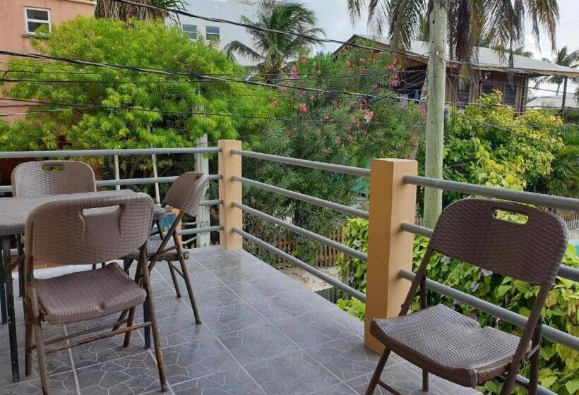 Студио Стандарт с Балконом, Beach Side Condos Caye Caulker By Ccvh