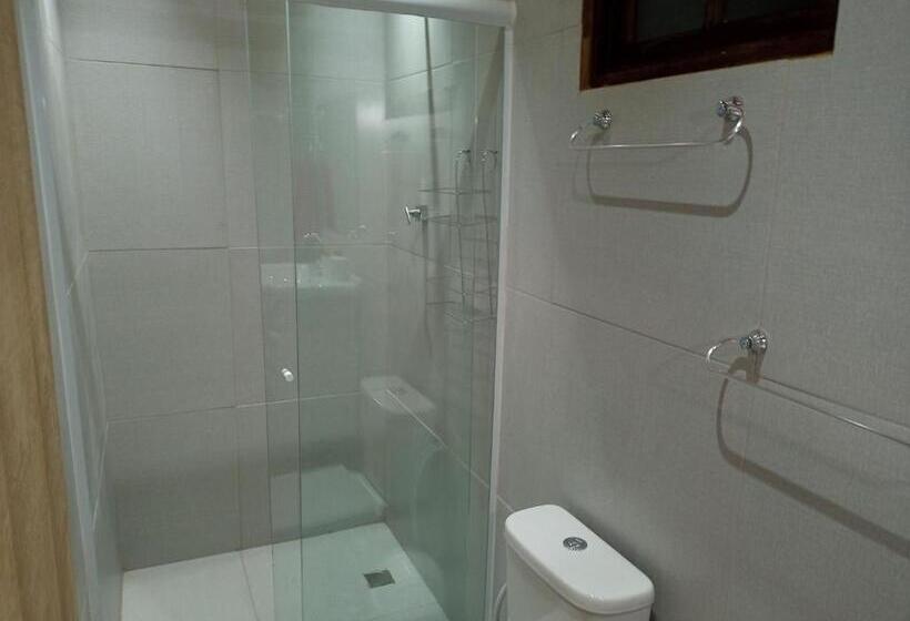 Executive Suite, Vila Lia