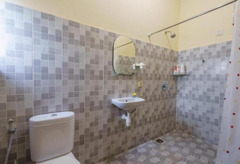 Семейный Номер, Whiterose Guesthouse