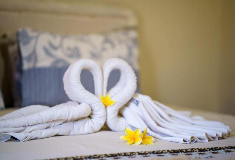 Номер Deluxe с Балконом, Whiterose Guesthouse