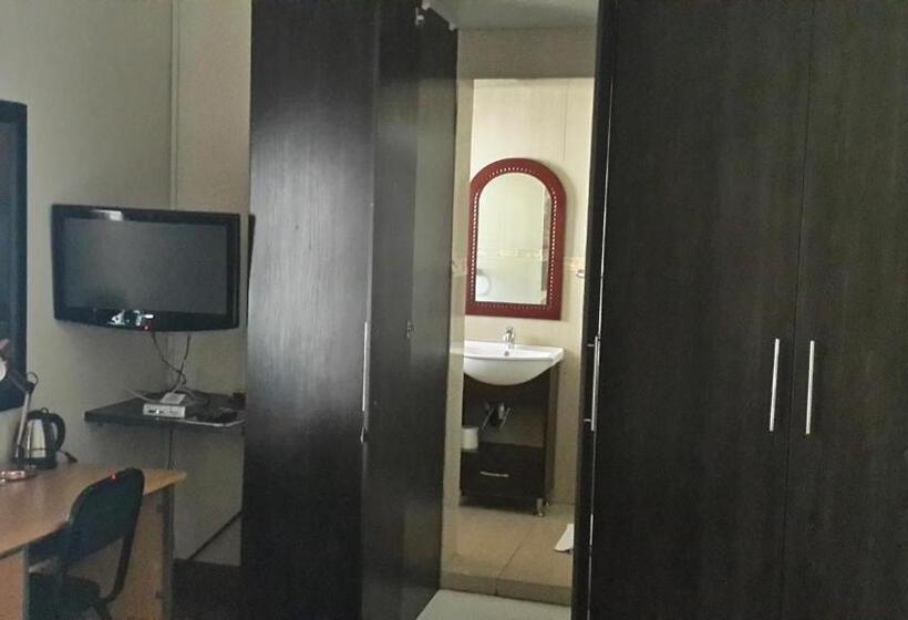 Номер Стандарт, Eagle Rock Executive Guest House