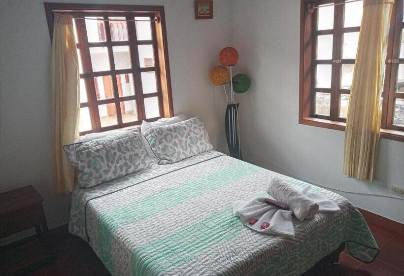 带共用浴室的标准房间, Hostal El Pino