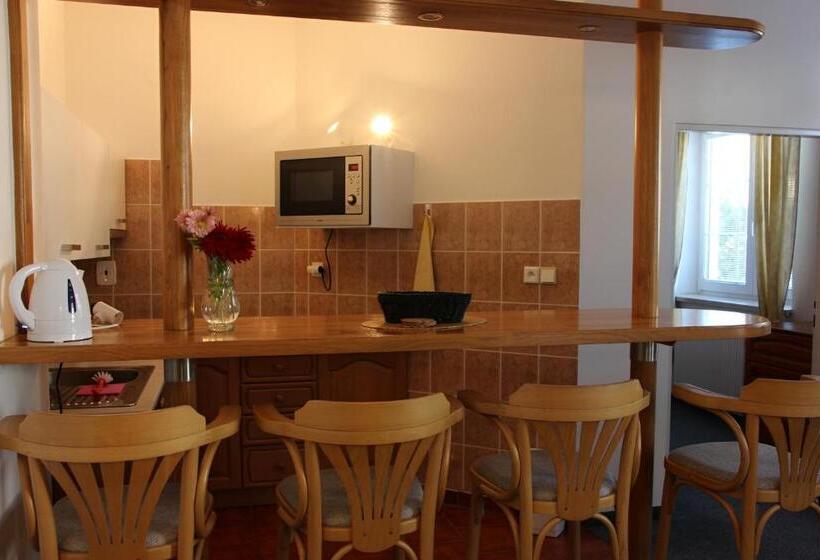 Апартаменты 1 Спальня, Pension Najdek