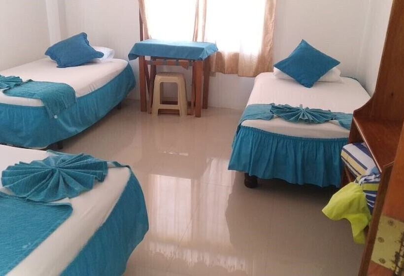 غرفة قياسية ثلاثية, Cielo Azul Galapagos