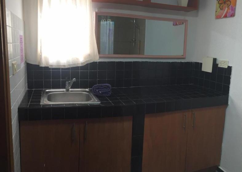 إستديو عائلى, Dotan S Boutique Guesthouse   By The Beach!