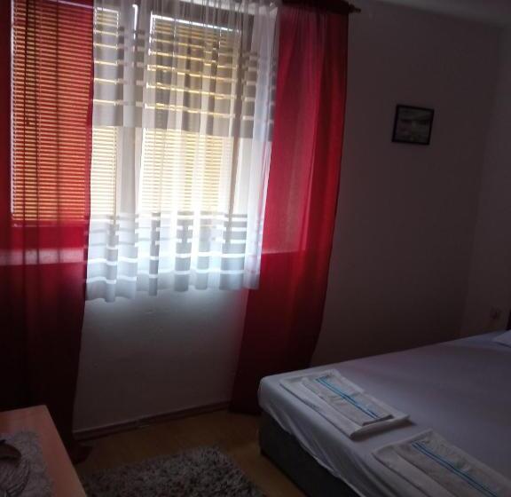 اتاق استاندارد با سرویس بهداشتی مشترک, Guesthouse No.27